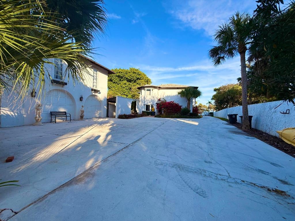 Fort Pierce, Florida, 34950, United States, 6 Bedrooms Bedrooms, ,6 BathroomsBathrooms,Residential,Active,2007665