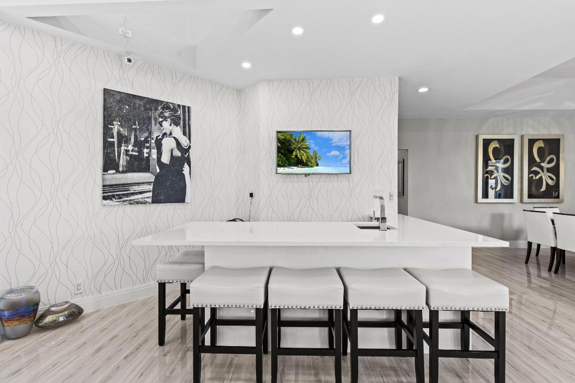 Boca Raton, Florida, 33498, United States, 3 Bedrooms Bedrooms, ,4 BathroomsBathrooms,Residential,Contingent,2007944