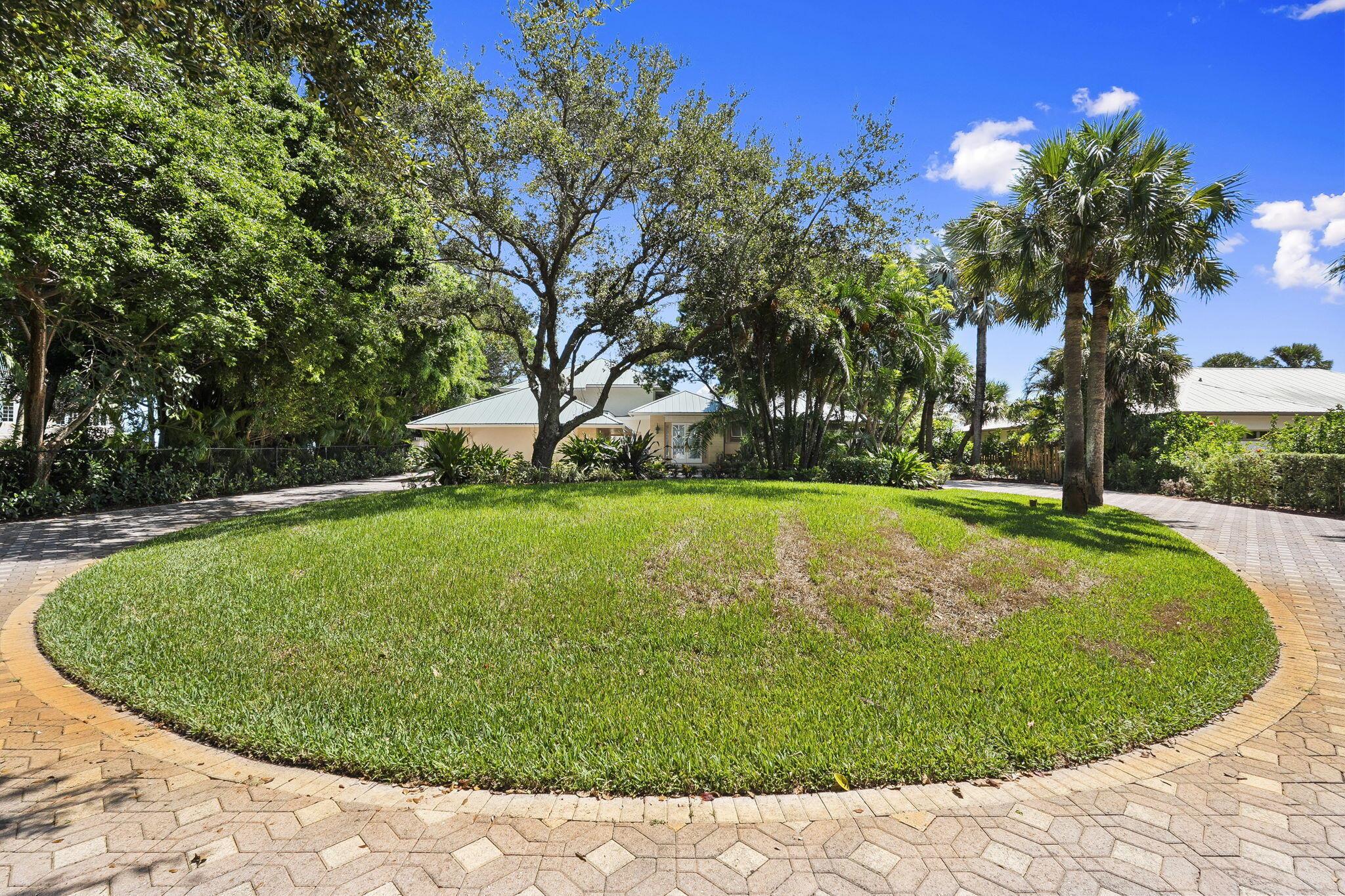 Sewalls Point, Florida, 34996, United States, 3 Bedrooms Bedrooms, ,4 BathroomsBathrooms,Residential,Active,1919064