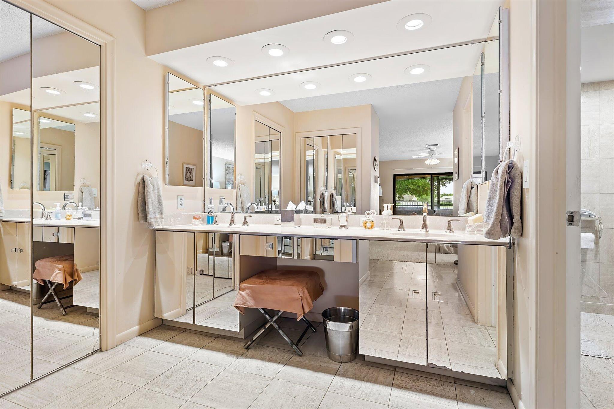 Palm Beach Gardens, Florida, 33418, United States, 4 Bedrooms Bedrooms, ,3 BathroomsBathrooms,Residential,Active,1899878