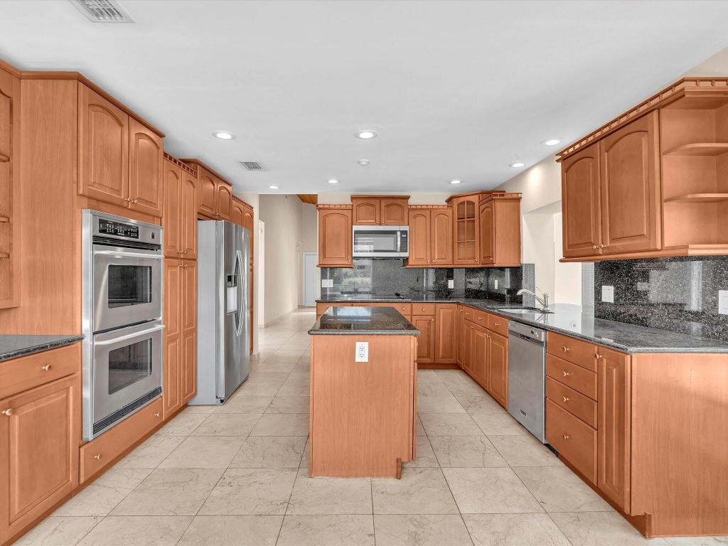 Boca Raton, Florida, 33433, United States, 4 Bedrooms Bedrooms, ,2 BathroomsBathrooms,Residential,Active,2008275