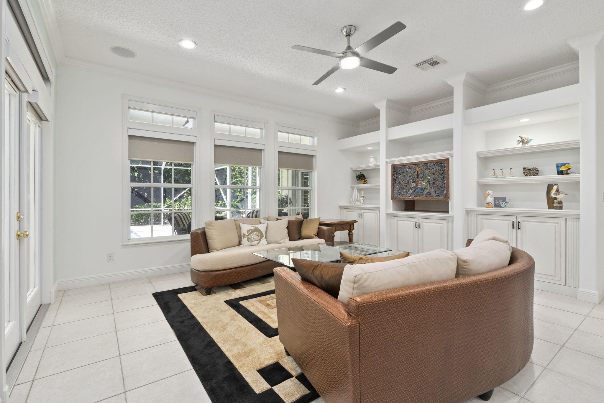 Sewalls Point, Florida, 34996, United States, 4 Bedrooms Bedrooms, ,3 BathroomsBathrooms,Residential,Active,1953273
