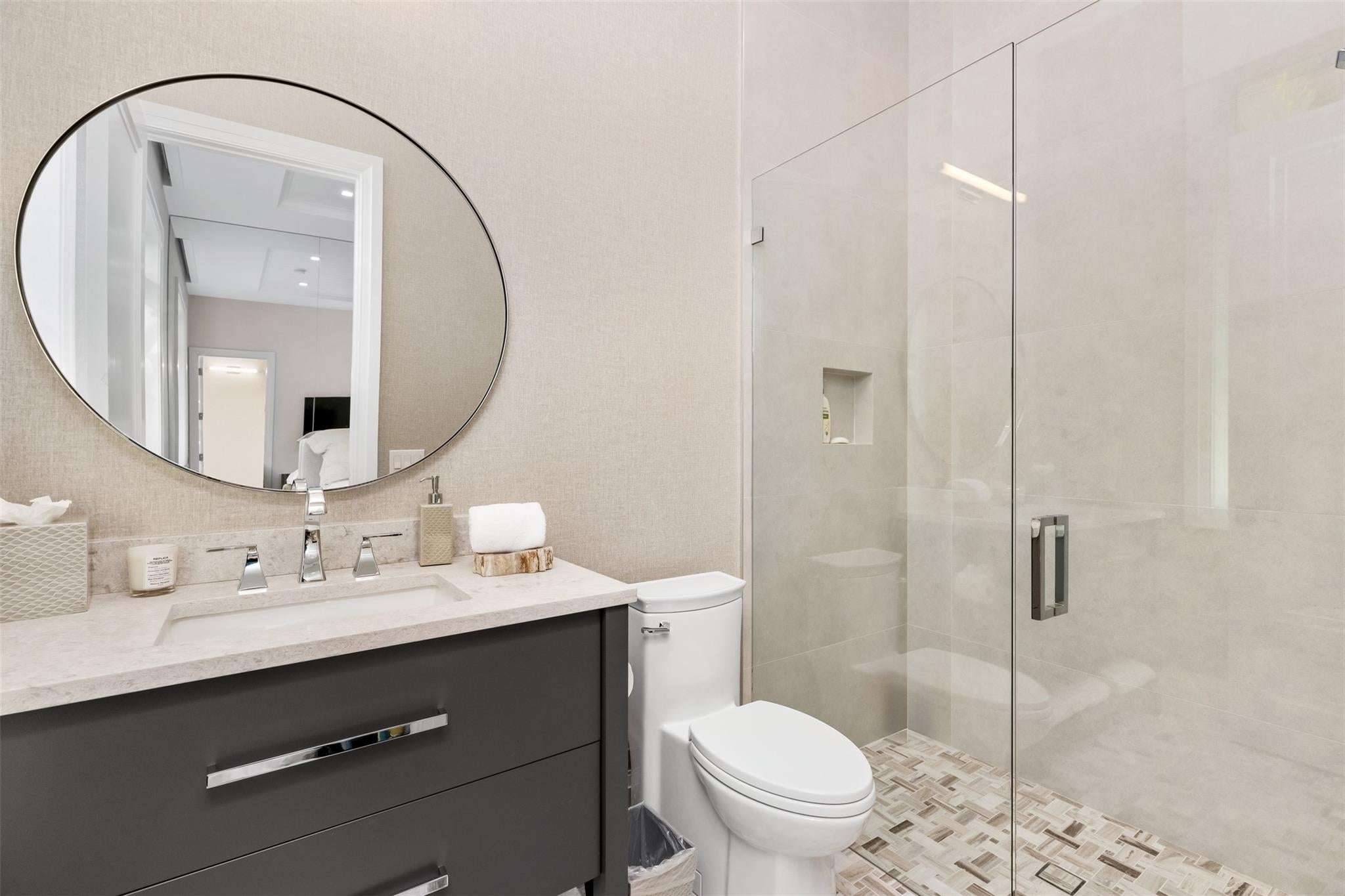 Fort Lauderdale, Florida, 33316, United States, 6 Bedrooms Bedrooms, ,9 BathroomsBathrooms,Residential,Active,1745326