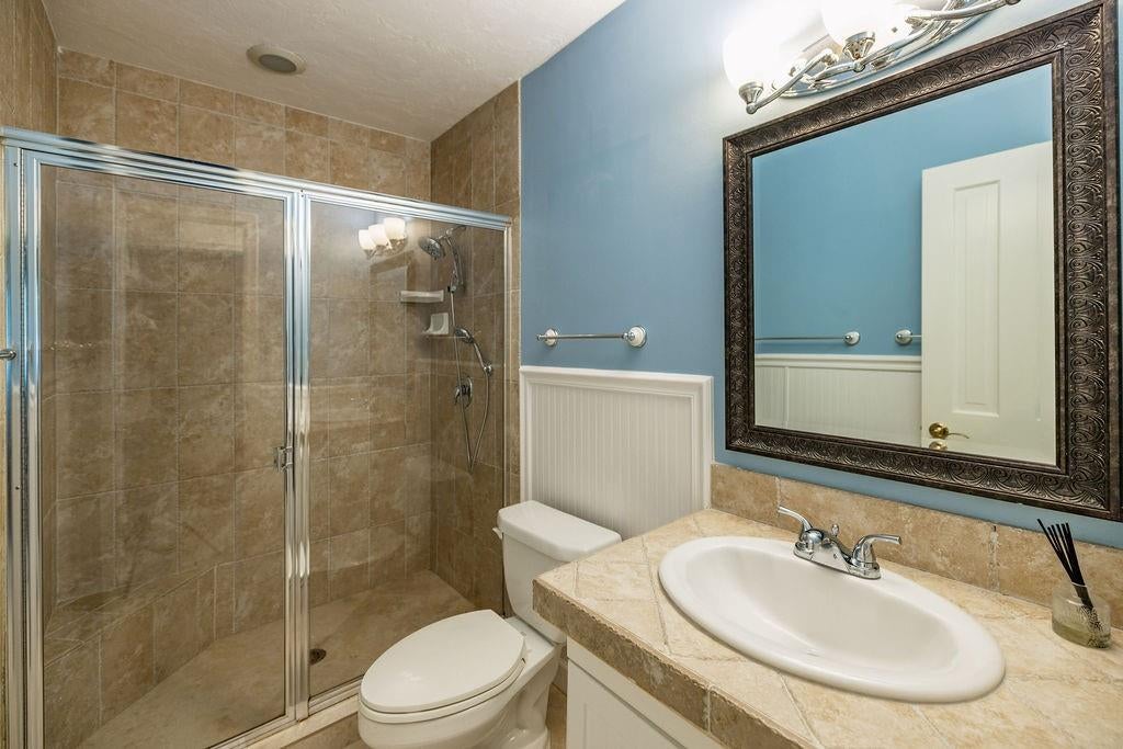 Lighthouse Point, Florida, 33064, United States, 4 Bedrooms Bedrooms, ,4 BathroomsBathrooms,Residential,Active,1701977