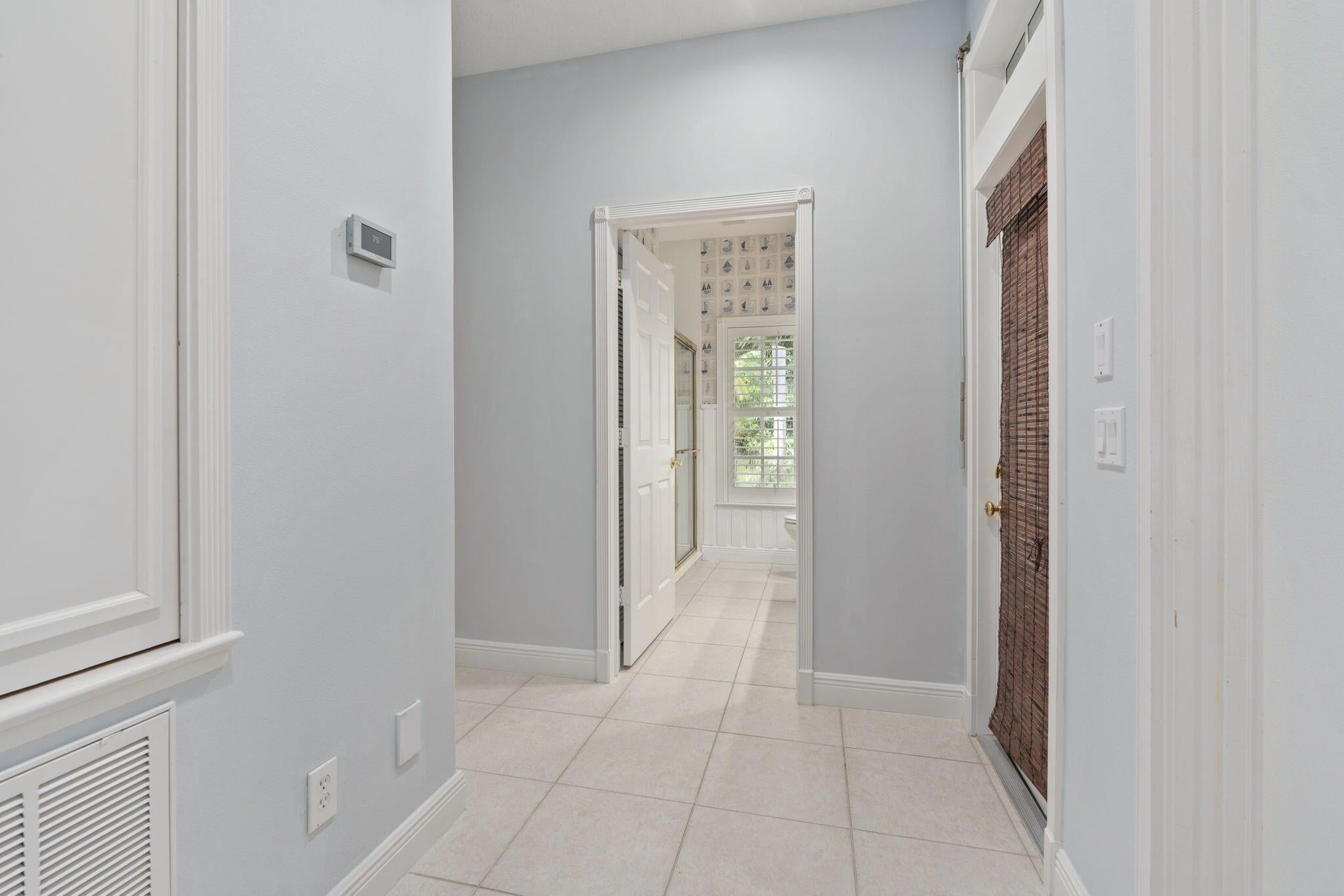 Sewalls Point, Florida, 34996, United States, 4 Bedrooms Bedrooms, ,3 BathroomsBathrooms,Residential,Active,1953273