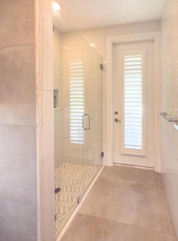 Jupiter, Florida, 33458, United States, 6 Bedrooms Bedrooms, ,6 BathroomsBathrooms,Residential,Active,2008278