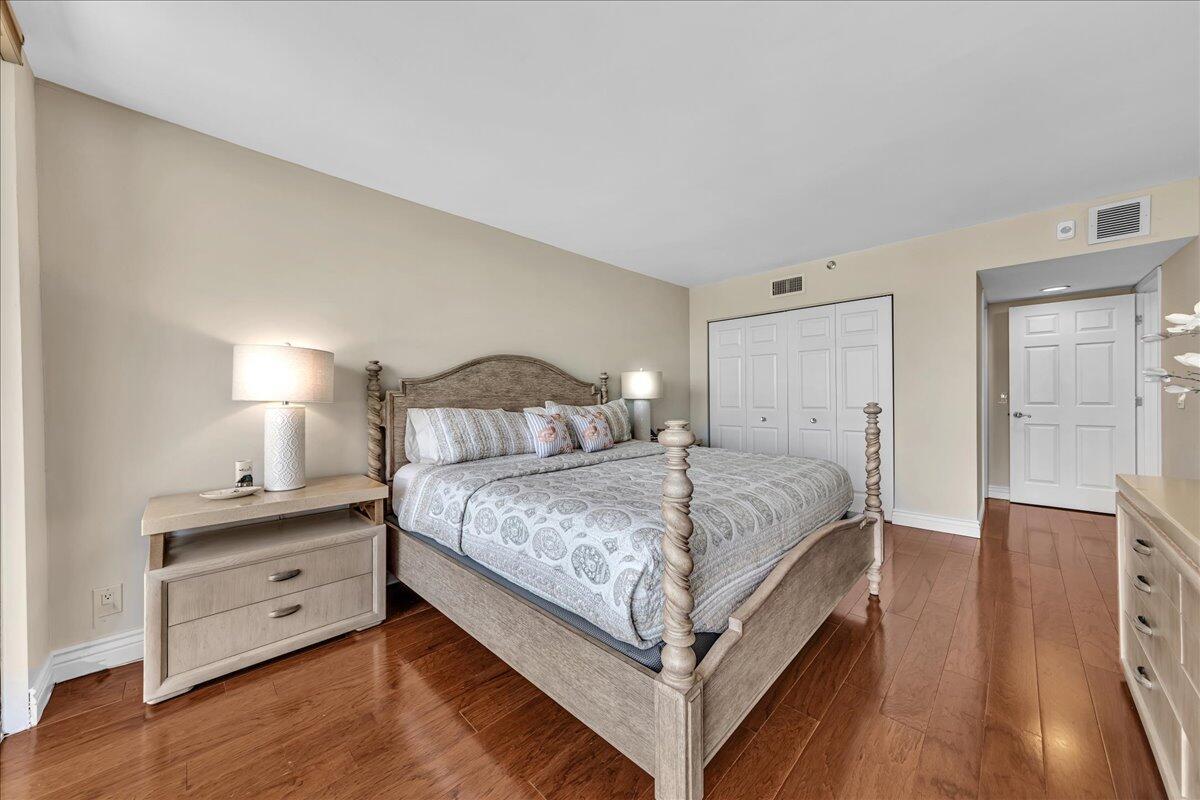 Palm Beach, Florida, 33480, United States, 3 Bedrooms Bedrooms, ,3 BathroomsBathrooms,Residential,Active,1954435