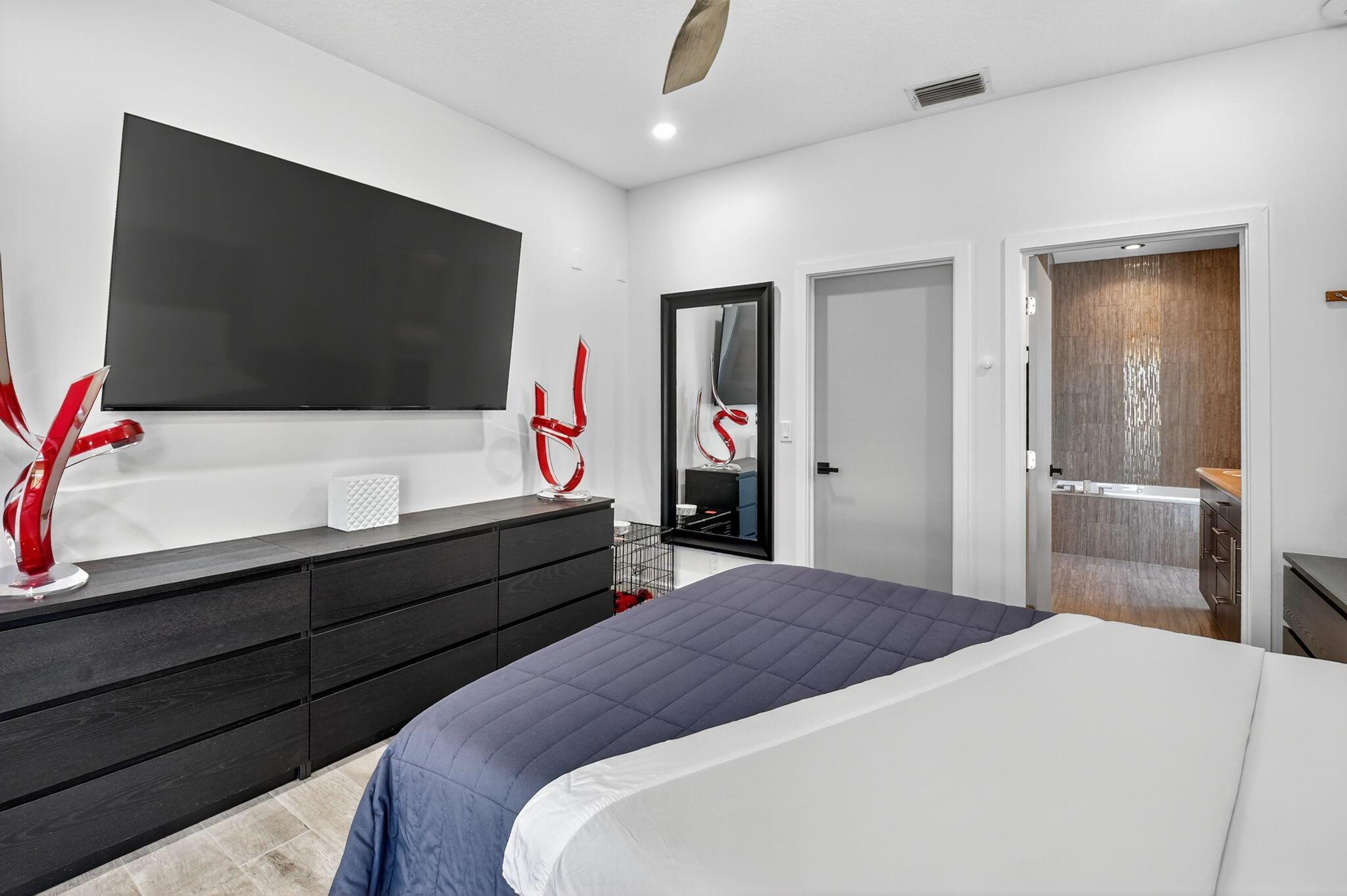 Delray Beach, Florida, 33444, United States, 3 Bedrooms Bedrooms, ,2 BathroomsBathrooms,Residential,Active,1973332