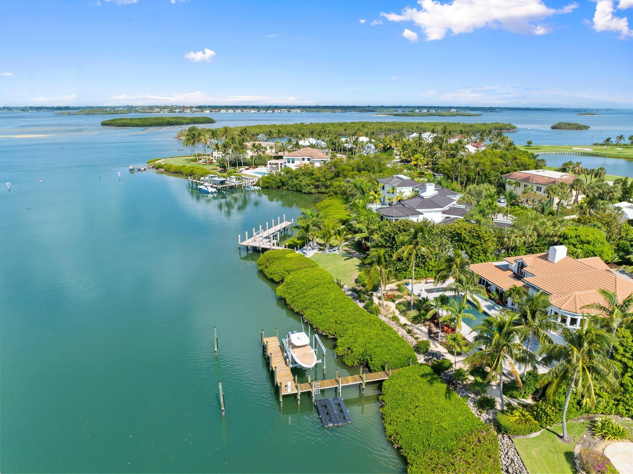 Stuart, Florida, 34996, United States, 4 Bedrooms Bedrooms, ,6 BathroomsBathrooms,Residential,Active,1831837