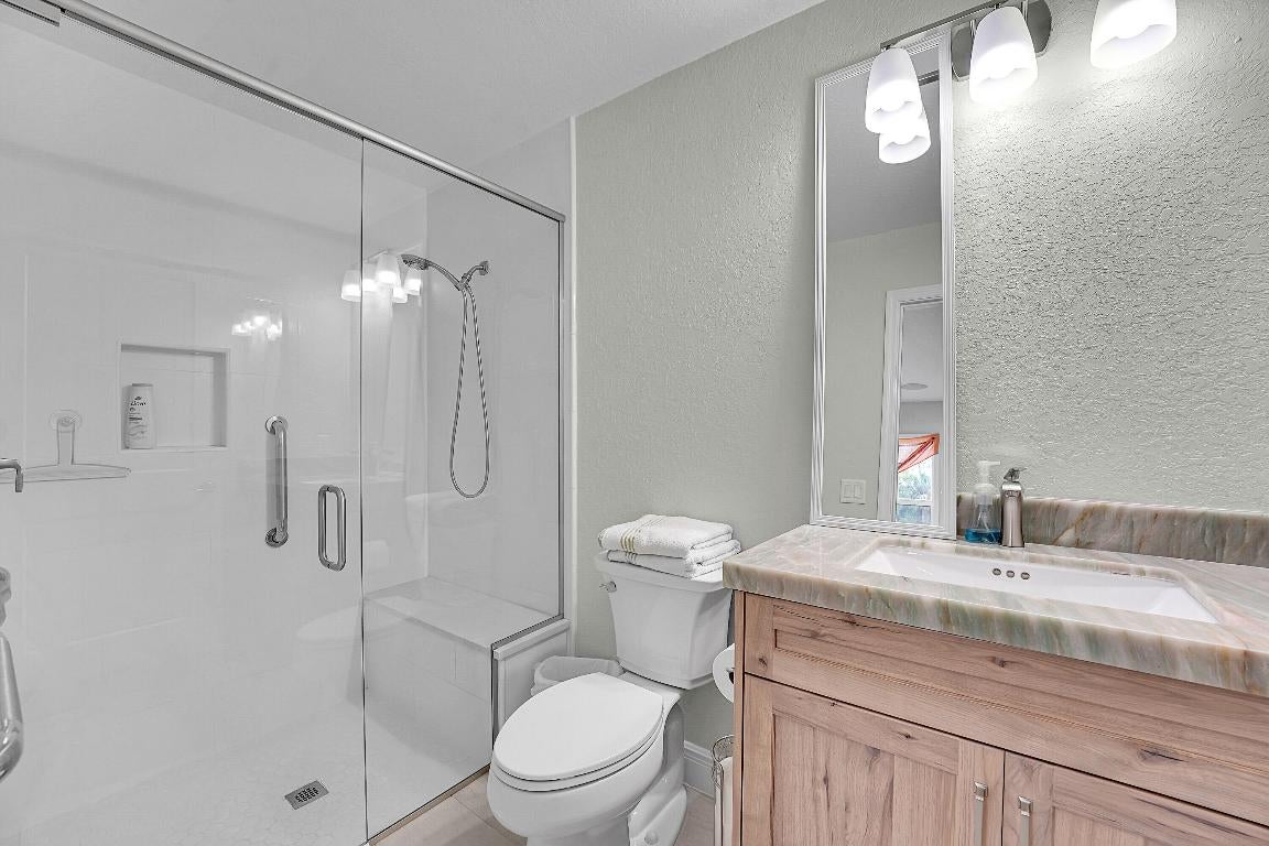 Okeechobee, Florida, 34974, United States, 4 Bedrooms Bedrooms, ,4 BathroomsBathrooms,Residential,Active,2008332