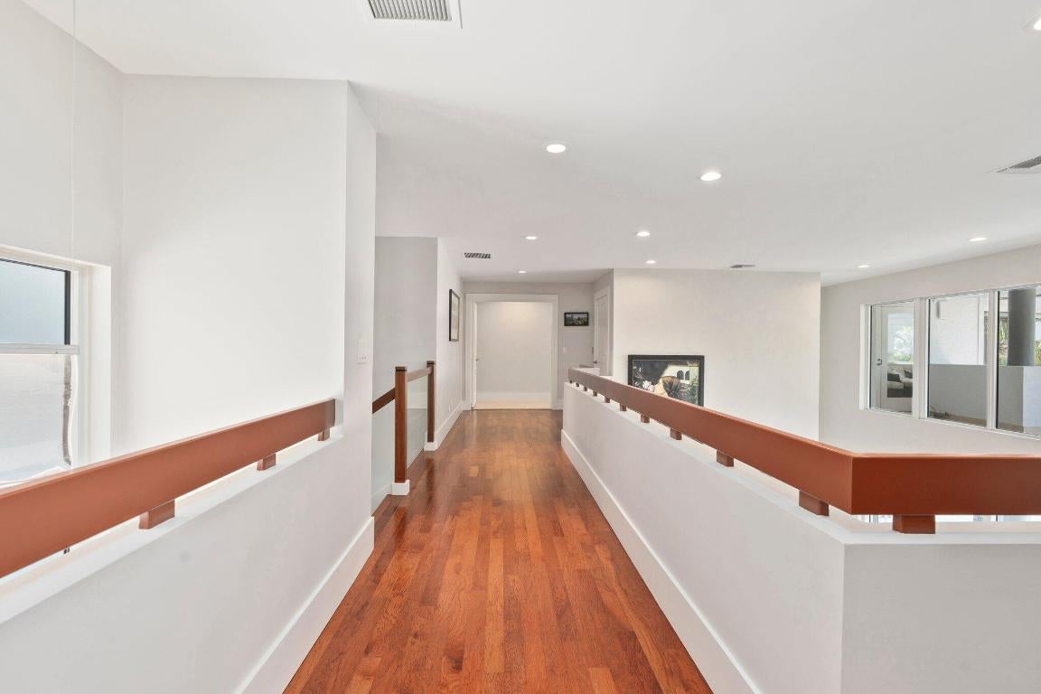 Stuart, Florida, 34996, United States, 4 Bedrooms Bedrooms, ,5 BathroomsBathrooms,Residential,Active,2007968