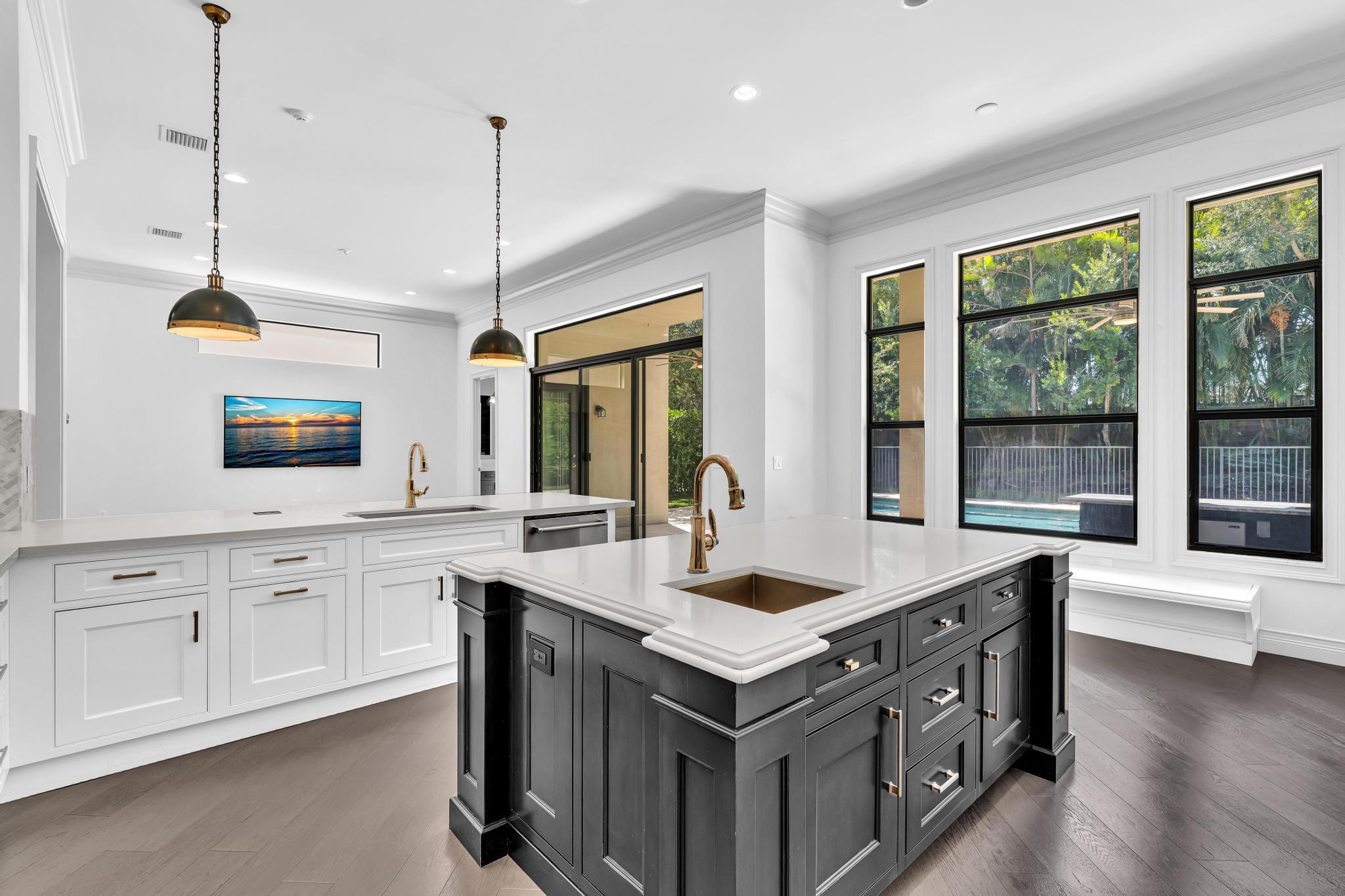 Delray Beach, Florida, 33446, United States, 5 Bedrooms Bedrooms, ,8 BathroomsBathrooms,Residential,Active,1929657