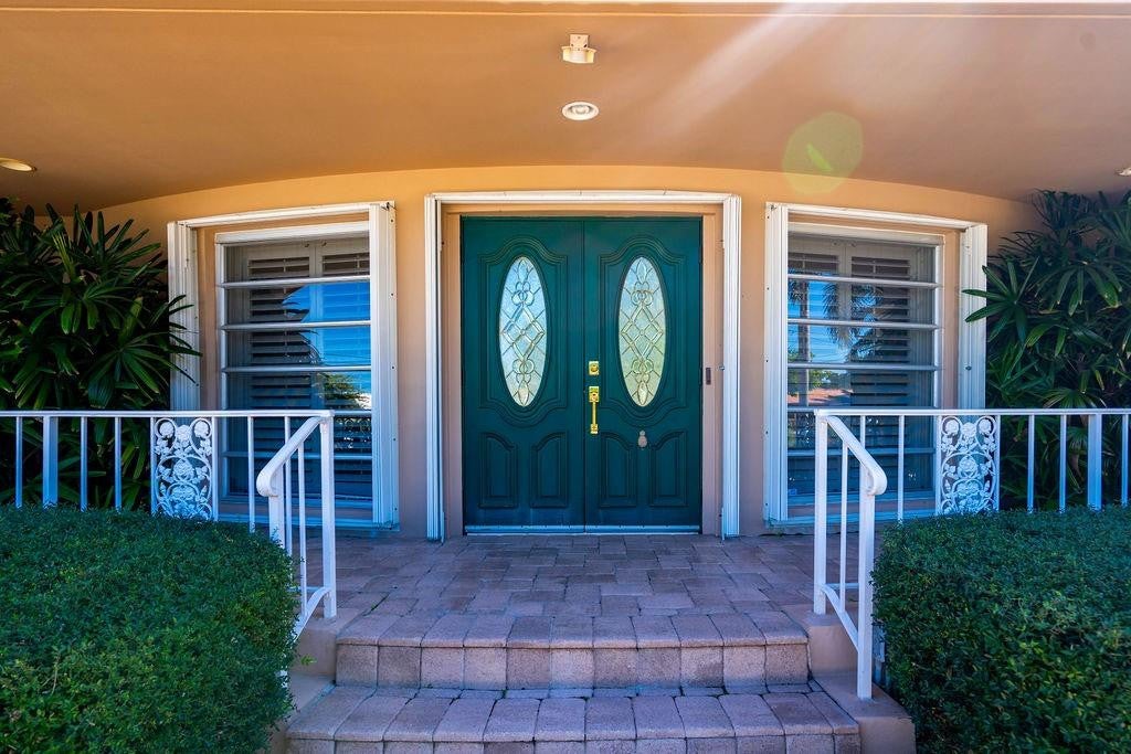 Lighthouse Point, Florida, 33064, United States, 3 Bedrooms Bedrooms, ,3 BathroomsBathrooms,Residential,Active,2011868