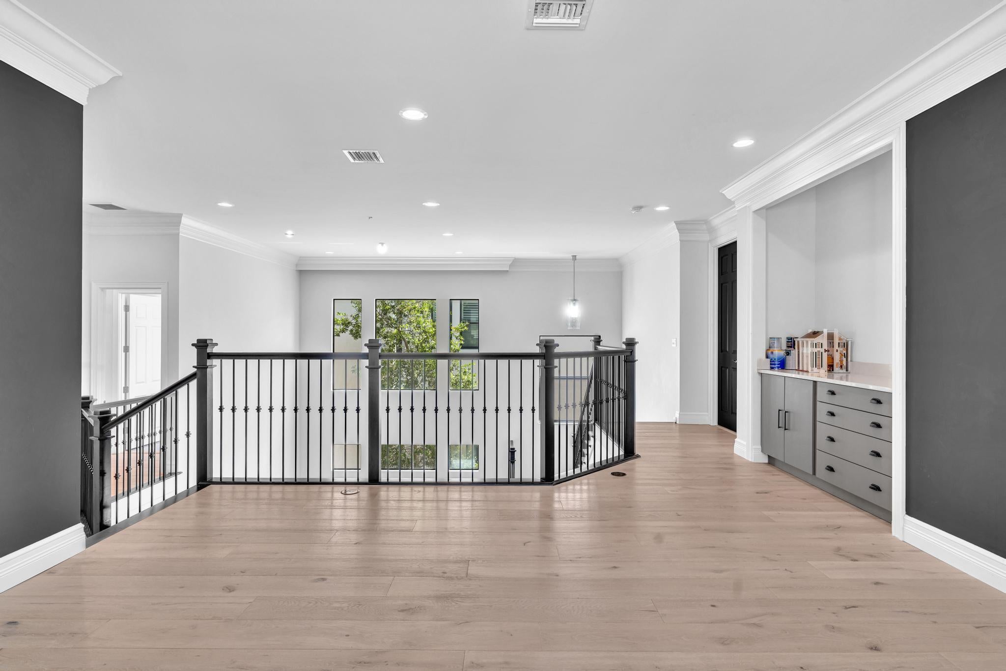 Delray Beach, Florida, 33446, United States, 5 Bedrooms Bedrooms, ,8 BathroomsBathrooms,Residential,Active,1929657