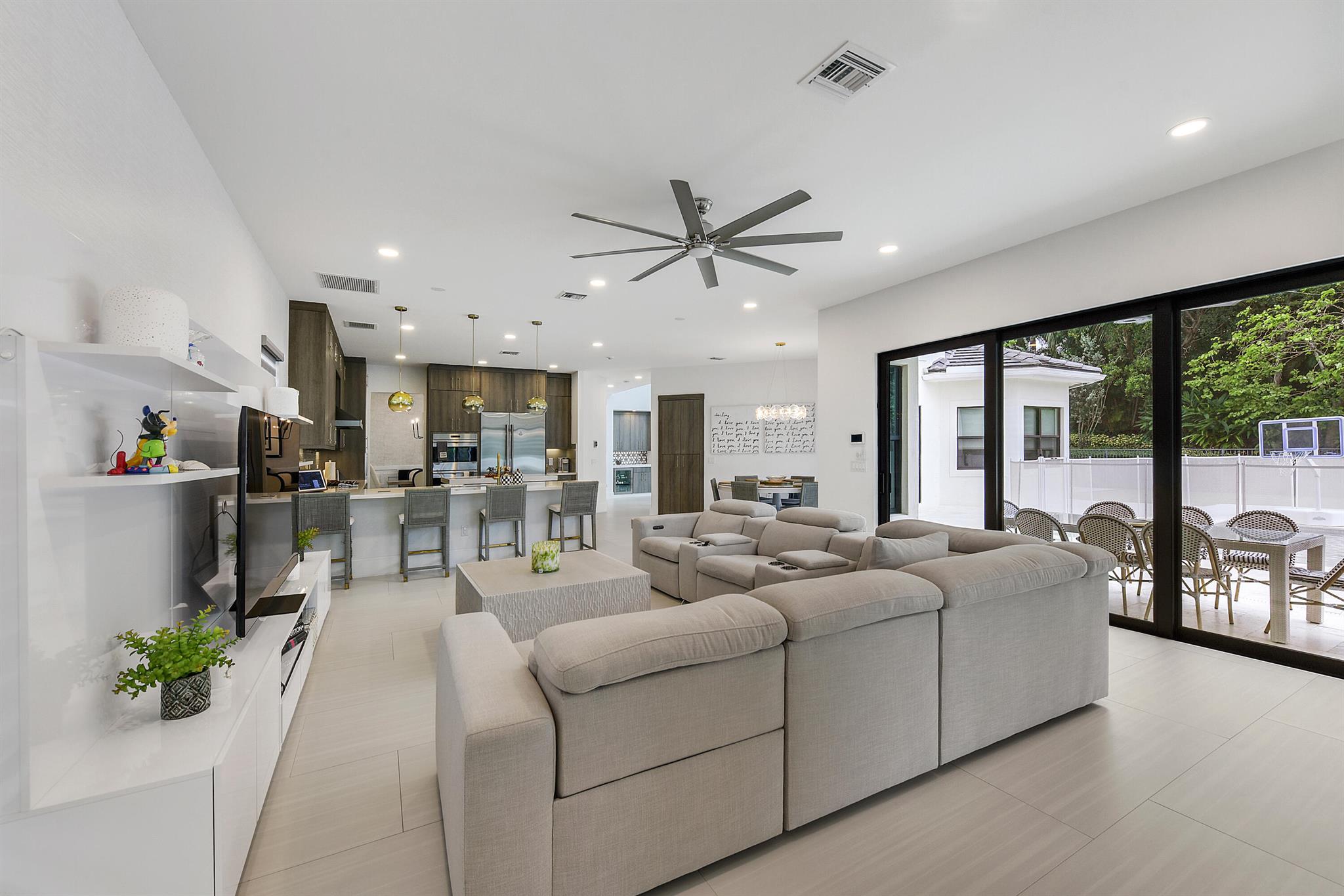 Delray Beach, Florida, 33446, United States, ,6 BathroomsBathrooms,Residential,Active,1781785