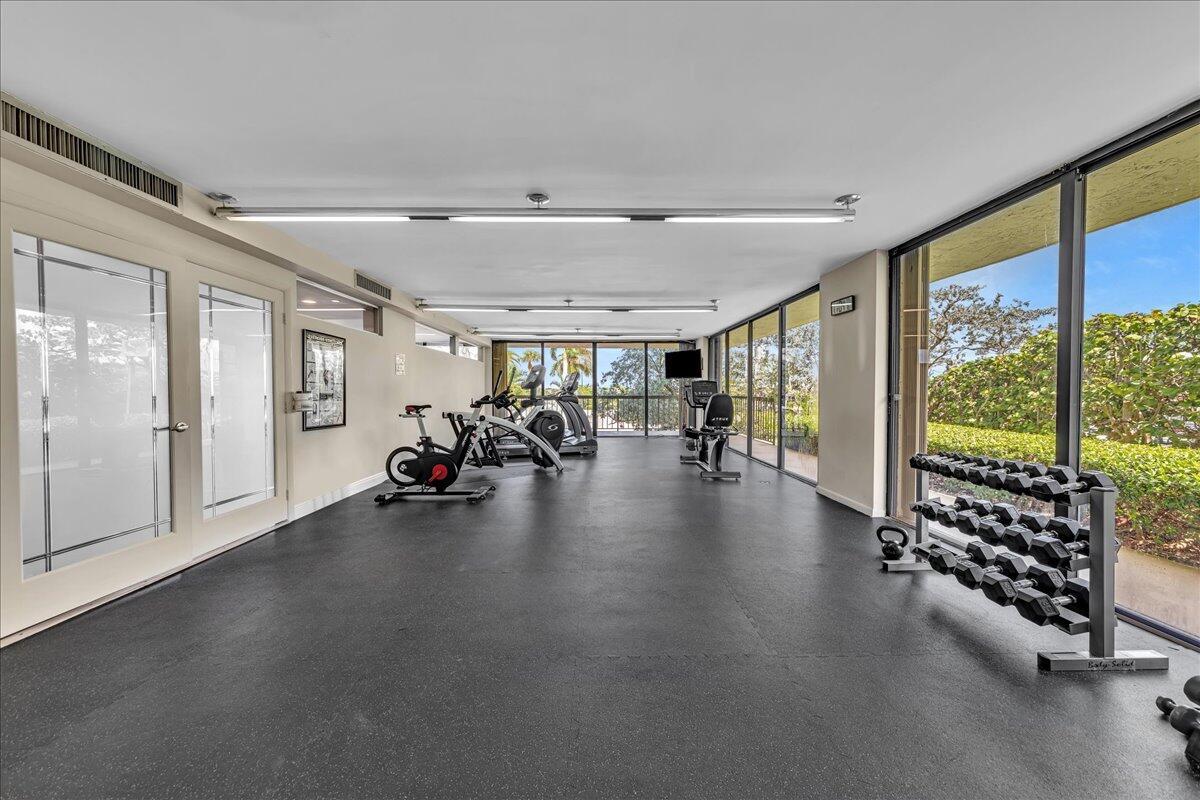 Palm Beach, Florida, 33480, United States, 3 Bedrooms Bedrooms, ,3 BathroomsBathrooms,Residential,Active,1954435