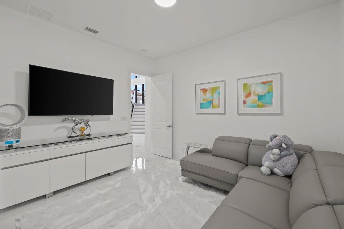 Parkland, Florida, 33076, United States, 5 Bedrooms Bedrooms, ,5 BathroomsBathrooms,Residential,Active,2012476