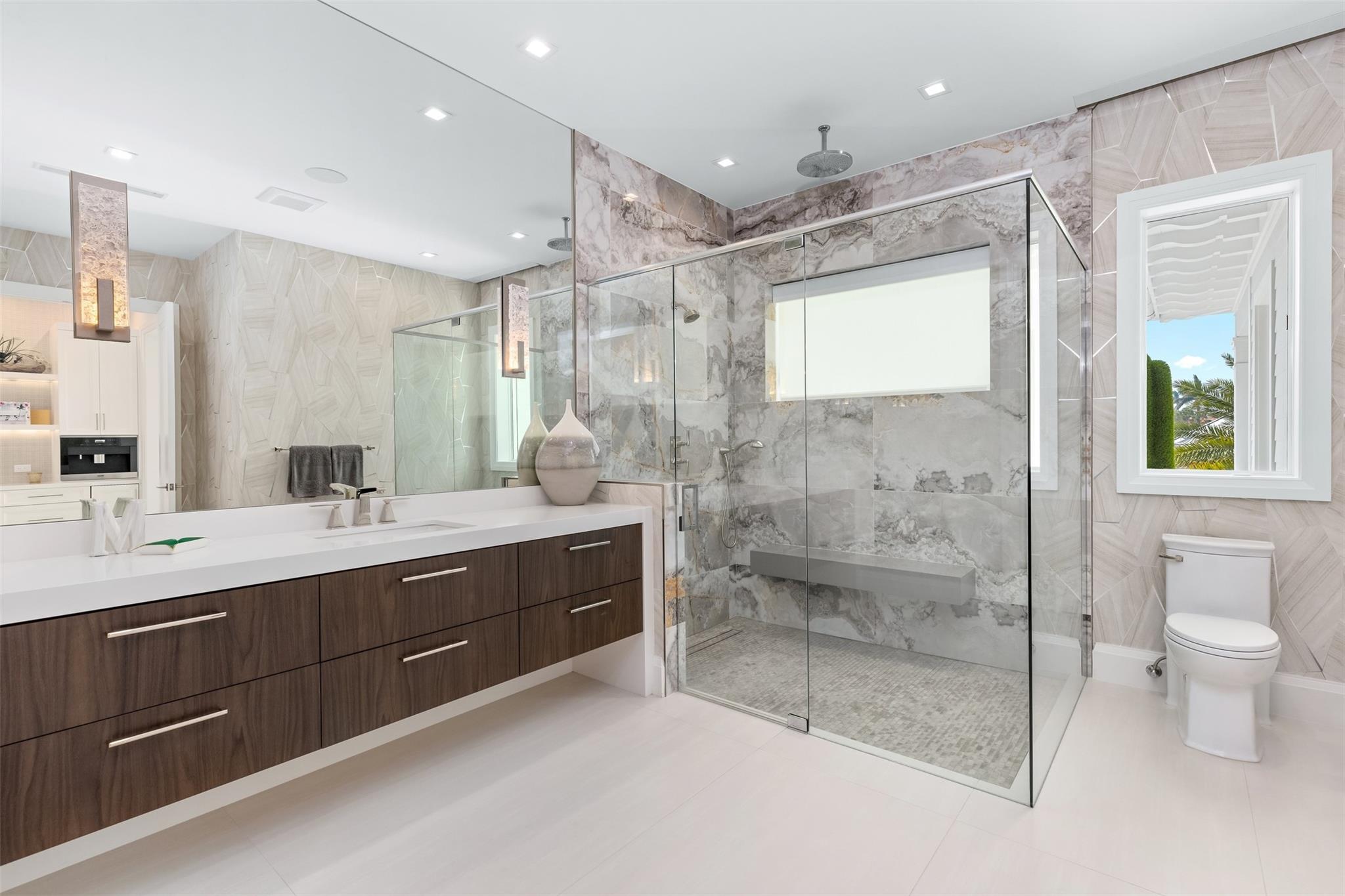Fort Lauderdale, Florida, 33316, United States, 6 Bedrooms Bedrooms, ,9 BathroomsBathrooms,Residential,Active,1745326