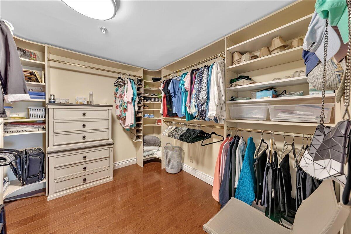 Palm Beach, Florida, 33480, United States, 3 Bedrooms Bedrooms, ,3 BathroomsBathrooms,Residential,Active,1954435