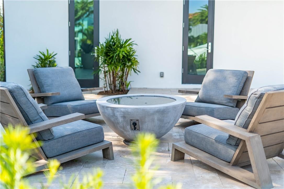 Lighthouse Point, Florida, 33064, United States, 3 Bedrooms Bedrooms, ,5 BathroomsBathrooms,Residential,Active,2011211