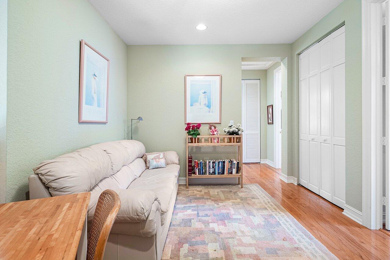 Boca Raton, Florida, 33433, United States, 4 Bedrooms Bedrooms, ,4 BathroomsBathrooms,Residential,Active,1973315