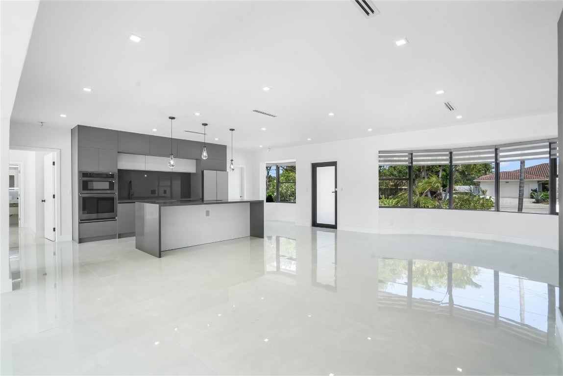 Fort Lauderdale, Florida, 33308, United States, 3 Bedrooms Bedrooms, ,3 BathroomsBathrooms,Residential,Contingent,2008742