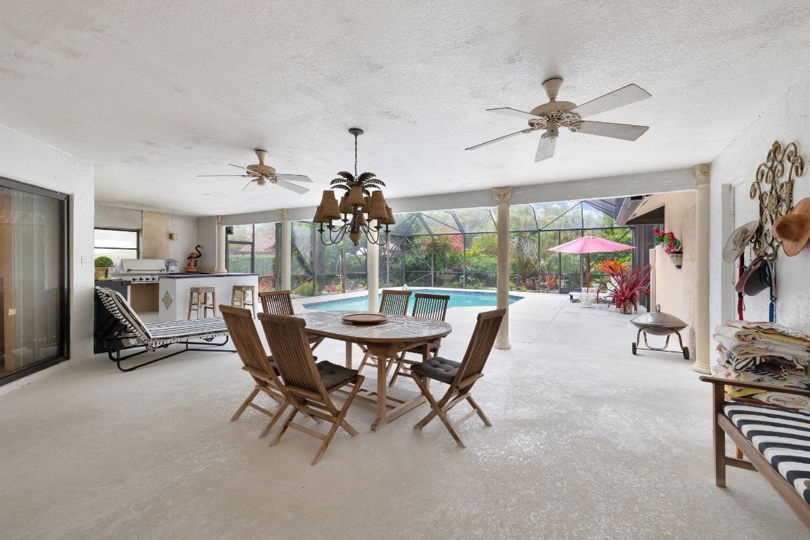 Coral Springs, Florida, 33067, United States, 4 Bedrooms Bedrooms, ,4 BathroomsBathrooms,Residential,Active,2008736