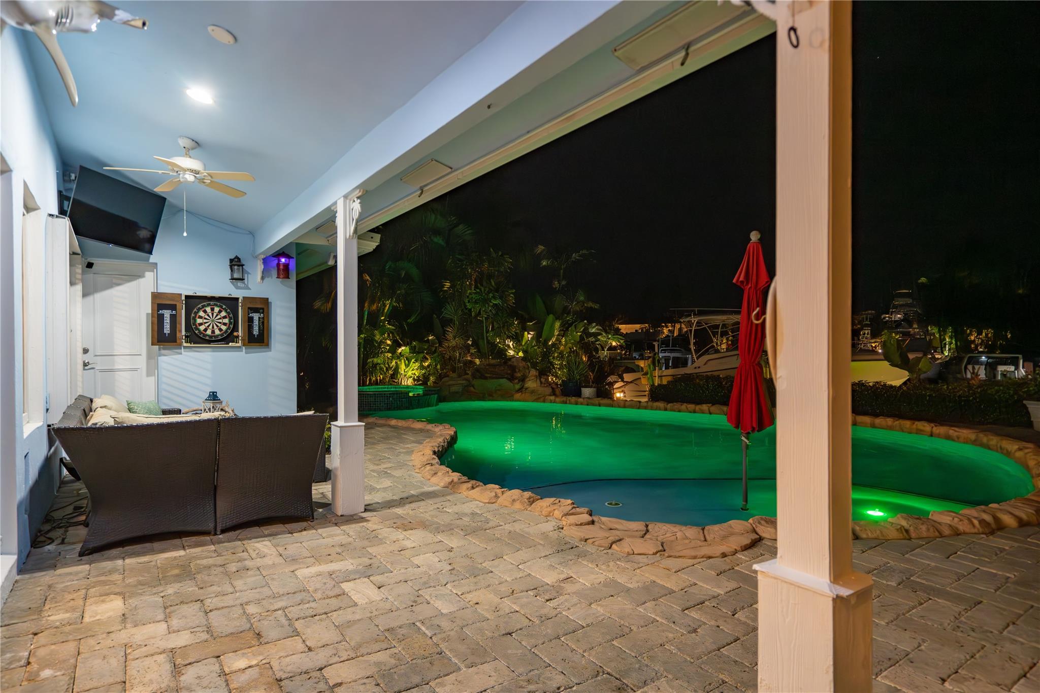 Lighthouse Point, Florida, 33064, United States, 4 Bedrooms Bedrooms, ,4 BathroomsBathrooms,Residential,Active,1701977