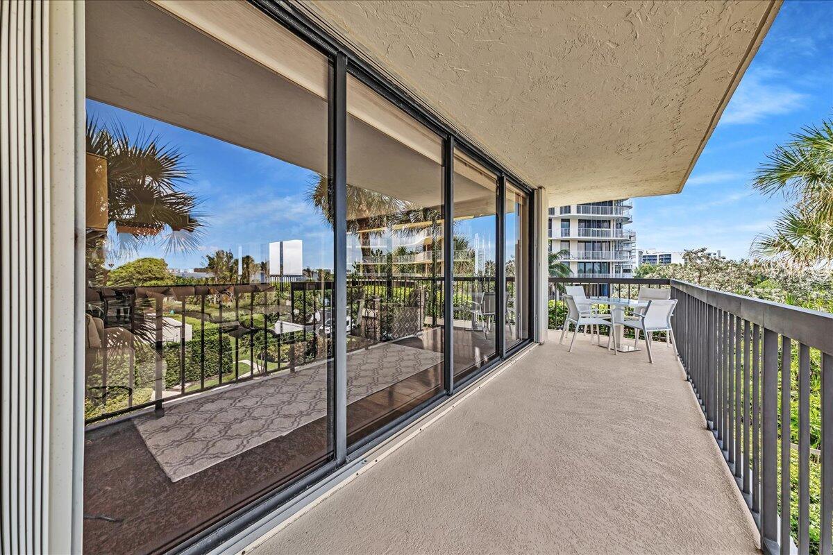 Palm Beach, Florida, 33480, United States, 3 Bedrooms Bedrooms, ,3 BathroomsBathrooms,Residential,Active,1954435