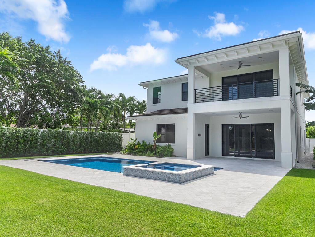 West Palm Beach, Florida, 33405, United States, 5 Bedrooms Bedrooms, ,5 BathroomsBathrooms,Residential,Active,1985853