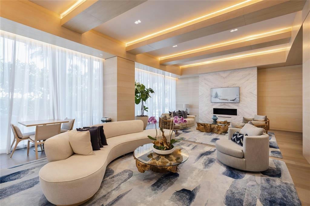 Fort Lauderdale, Florida, 33305, United States, ,4 BathroomsBathrooms,Residential,Active,1703657