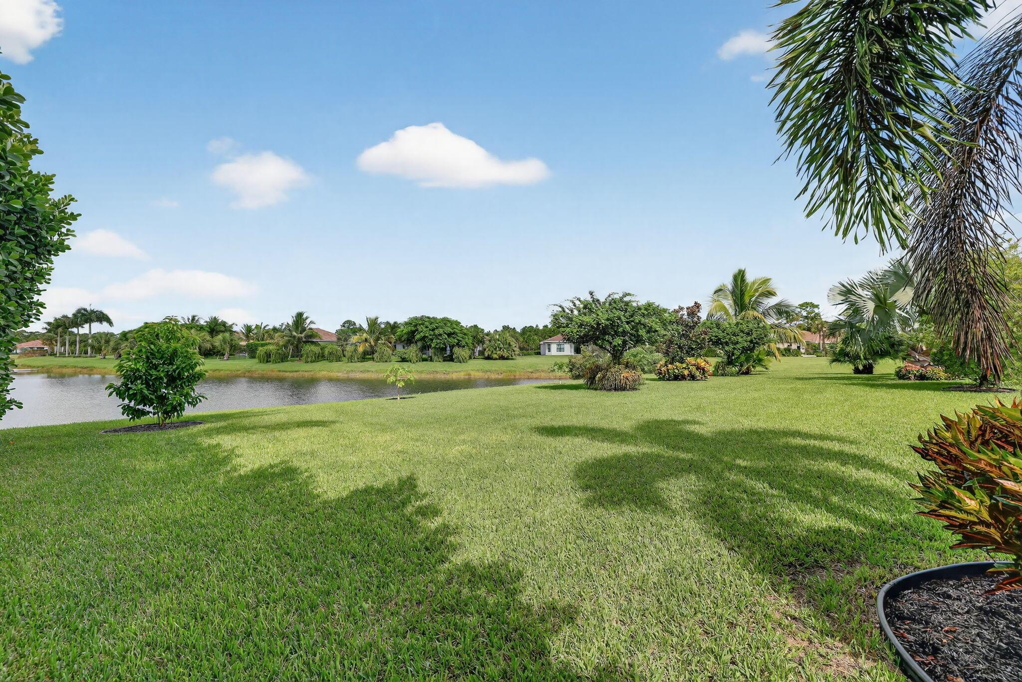 Palm City, Florida, 34990, United States, 4 Bedrooms Bedrooms, ,5 BathroomsBathrooms,Residential,Active,1952625