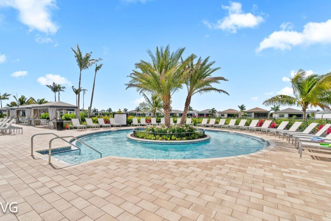 Boynton Beach, Florida, 33473, United States, 3 Bedrooms Bedrooms, ,4 BathroomsBathrooms,Residential,Active,2011883