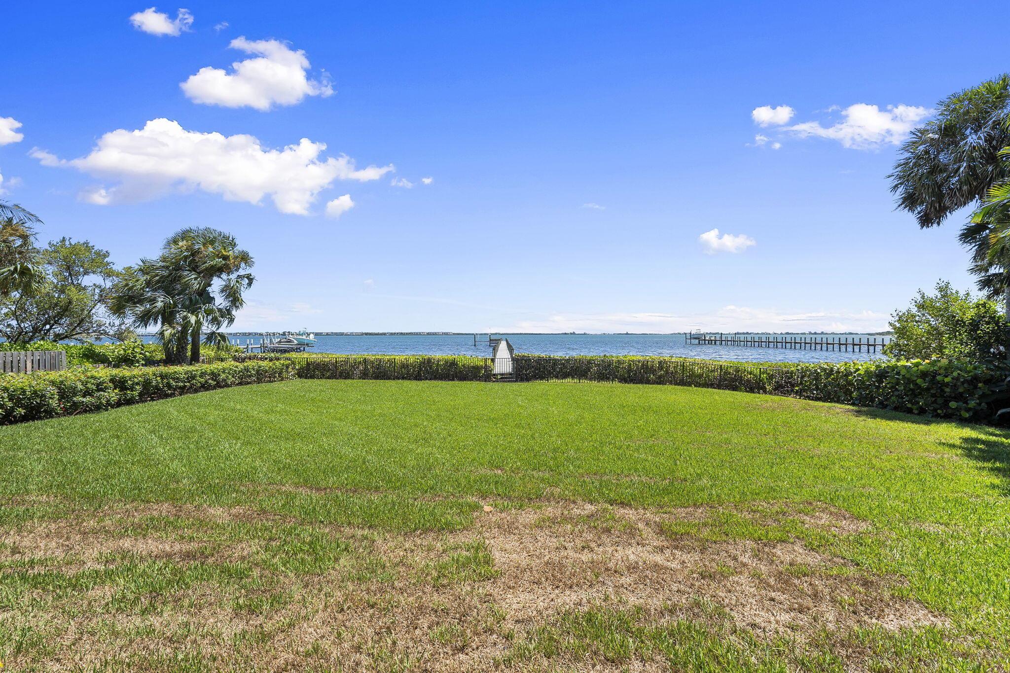 Sewalls Point, Florida, 34996, United States, 3 Bedrooms Bedrooms, ,4 BathroomsBathrooms,Residential,Active,1919064