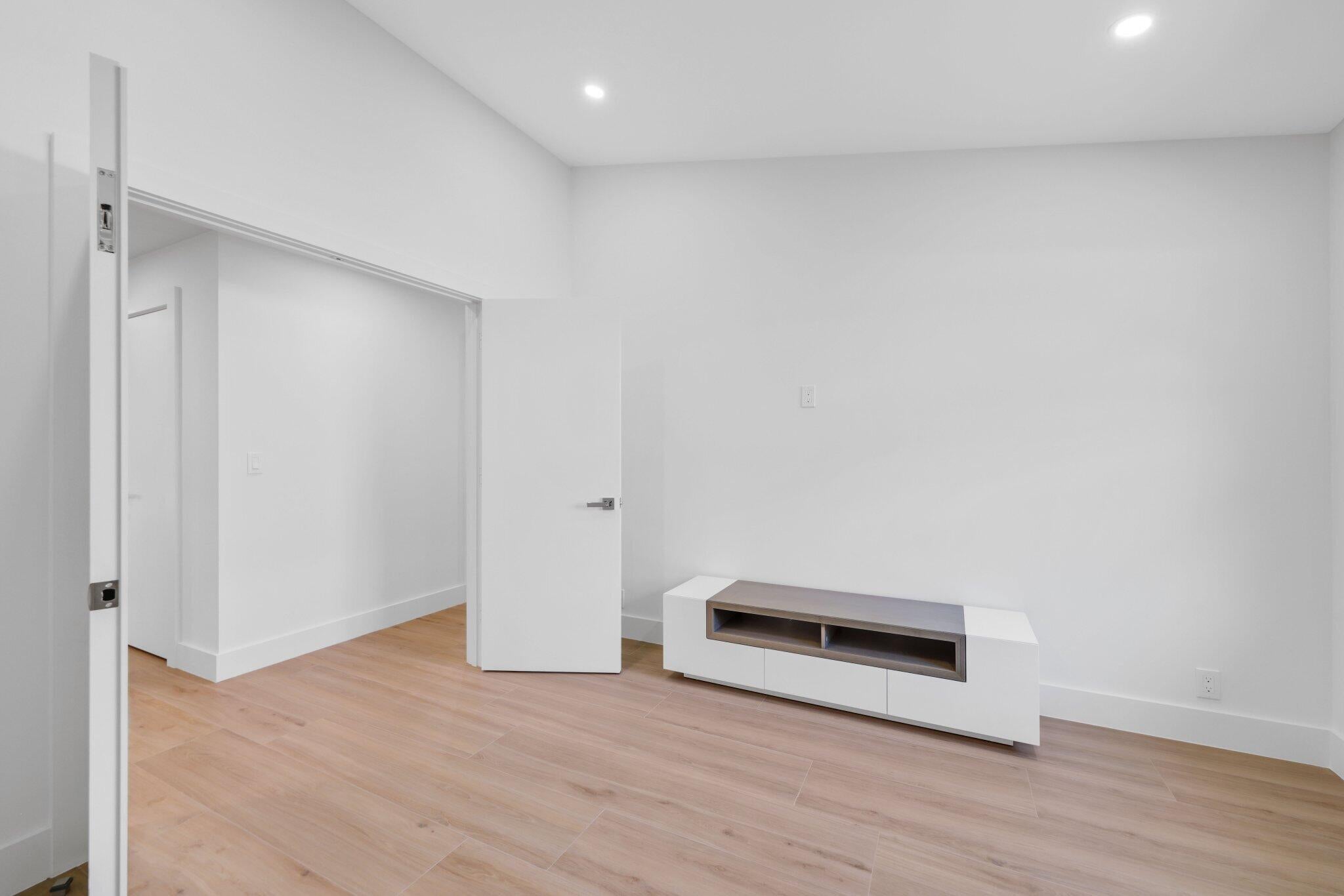 Boca Raton, Florida, 33431, United States, ,5 BathroomsBathrooms,Residential,Active,1769827