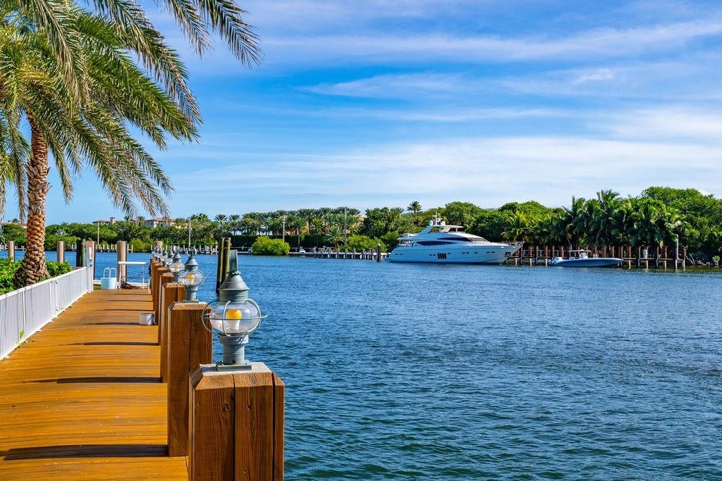 Lighthouse Point, Florida, 33064, United States, 5 Bedrooms Bedrooms, ,6 BathroomsBathrooms,Residential,Active,1971803