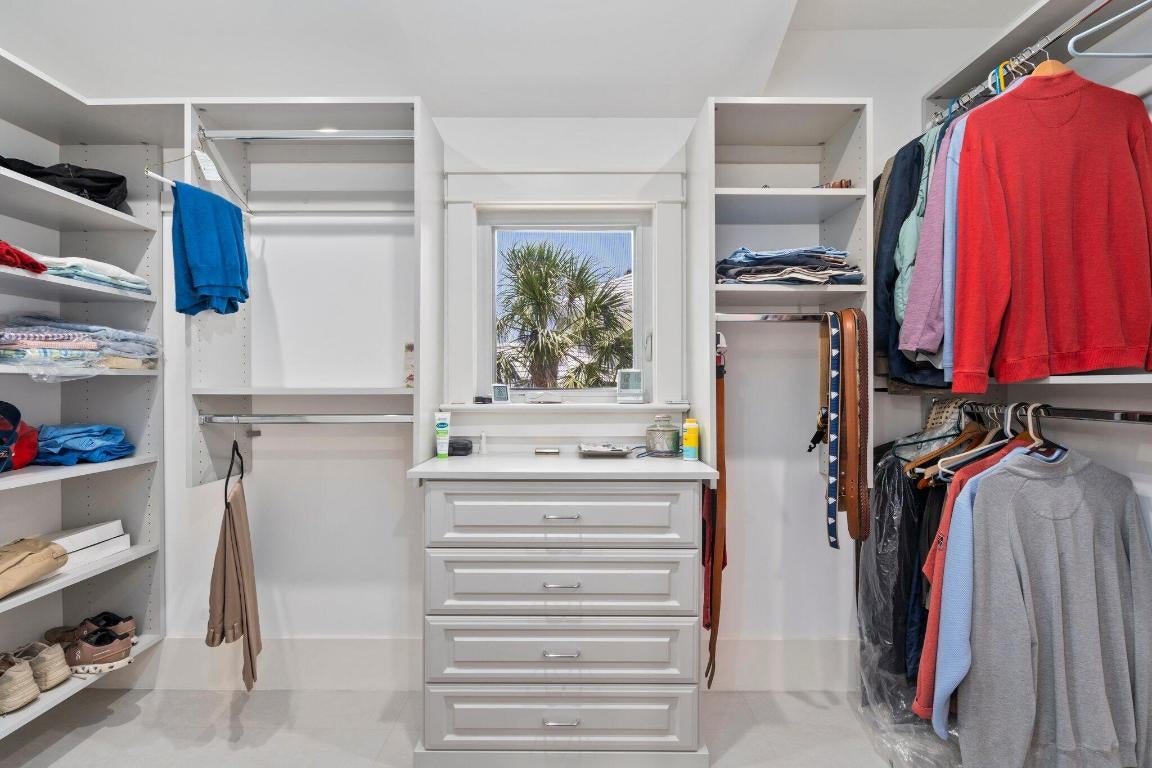 Stuart, Florida, 34996, United States, 4 Bedrooms Bedrooms, ,5 BathroomsBathrooms,Residential,Active,2007968