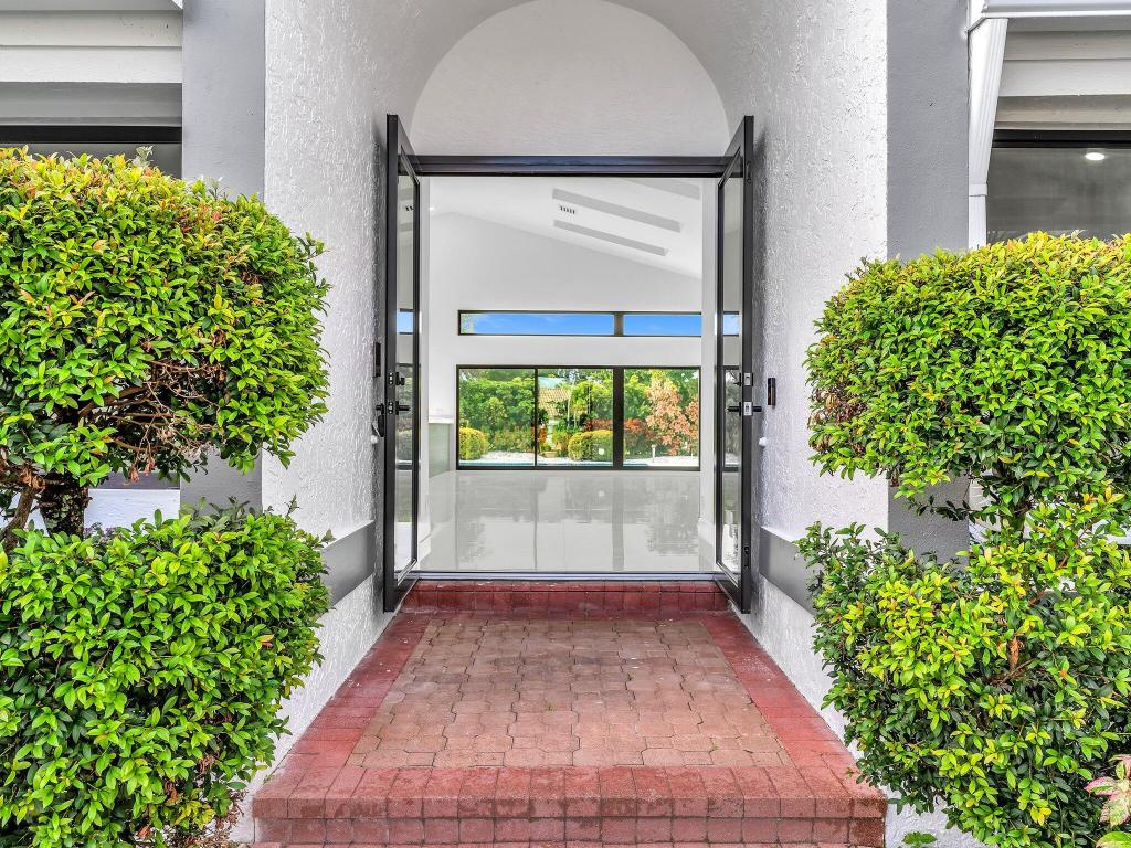 Boca Raton, Florida, 33433, United States, 5 Bedrooms Bedrooms, ,4 BathroomsBathrooms,Residential,Active,2009178