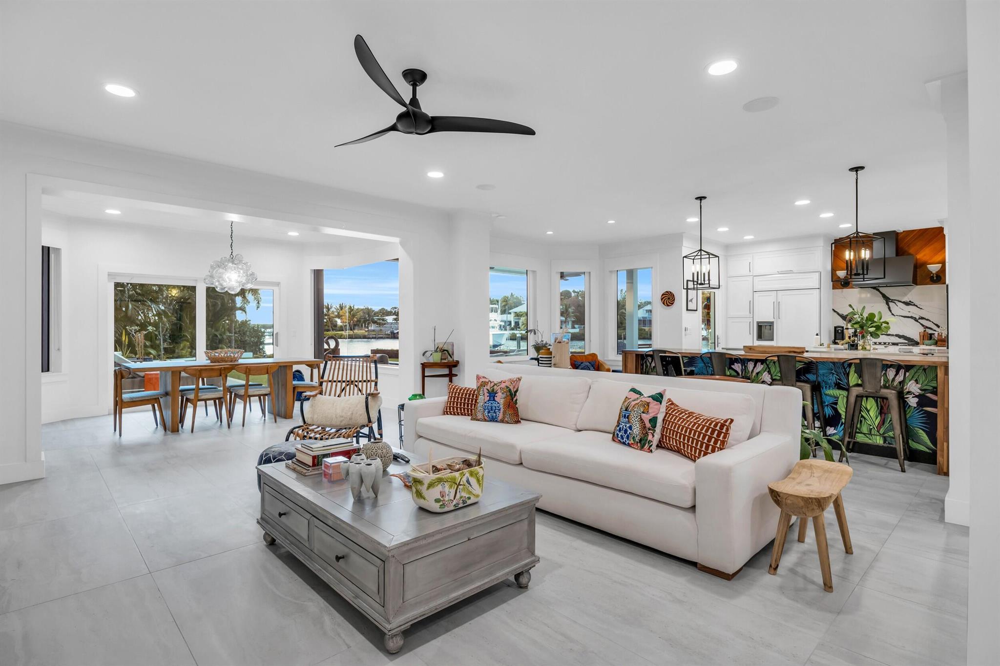 Stuart, Florida, 34994, United States, 4 Bedrooms Bedrooms, ,4 BathroomsBathrooms,Residential,Active,1782767