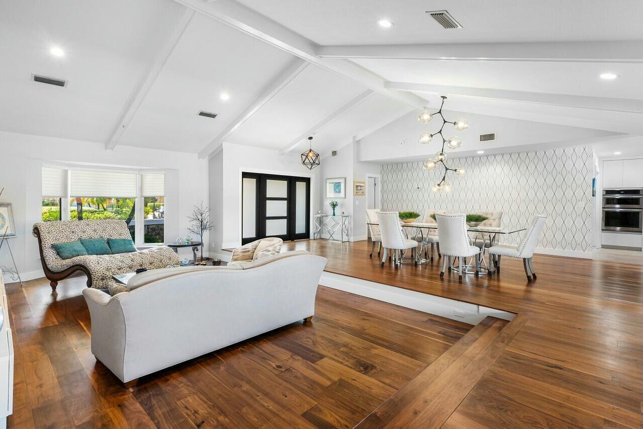 Boca Raton, Florida, 33433, United States, 4 Bedrooms Bedrooms, ,3 BathroomsBathrooms,Residential,Active,1941381