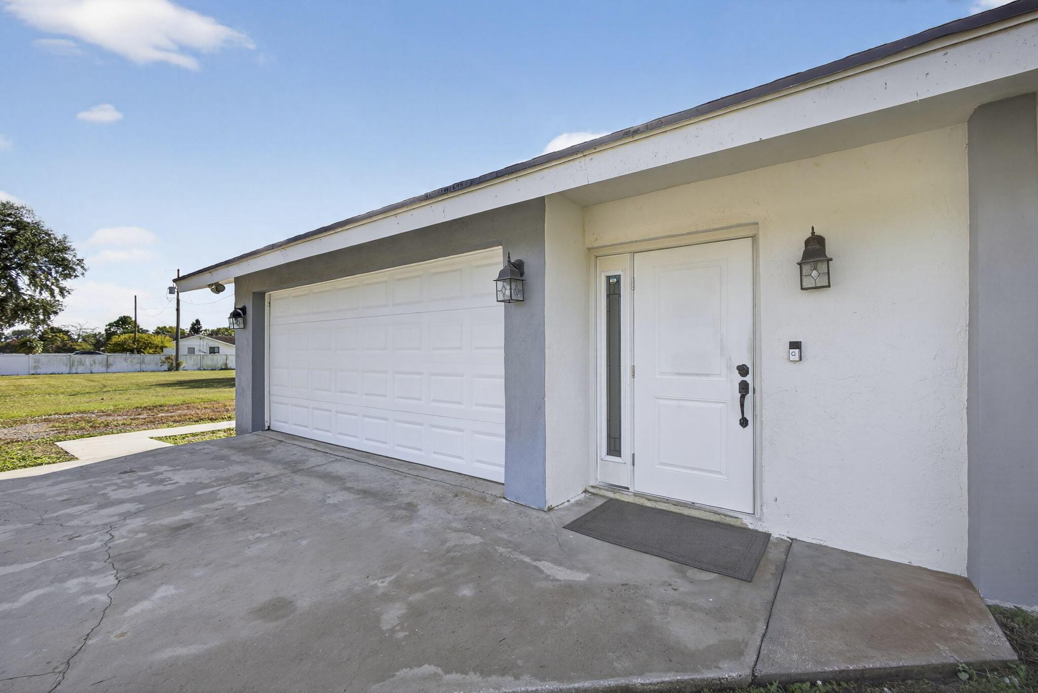 Wellington, Florida, 33470, United States, 4 Bedrooms Bedrooms, ,4 BathroomsBathrooms,Residential,Active,2003540