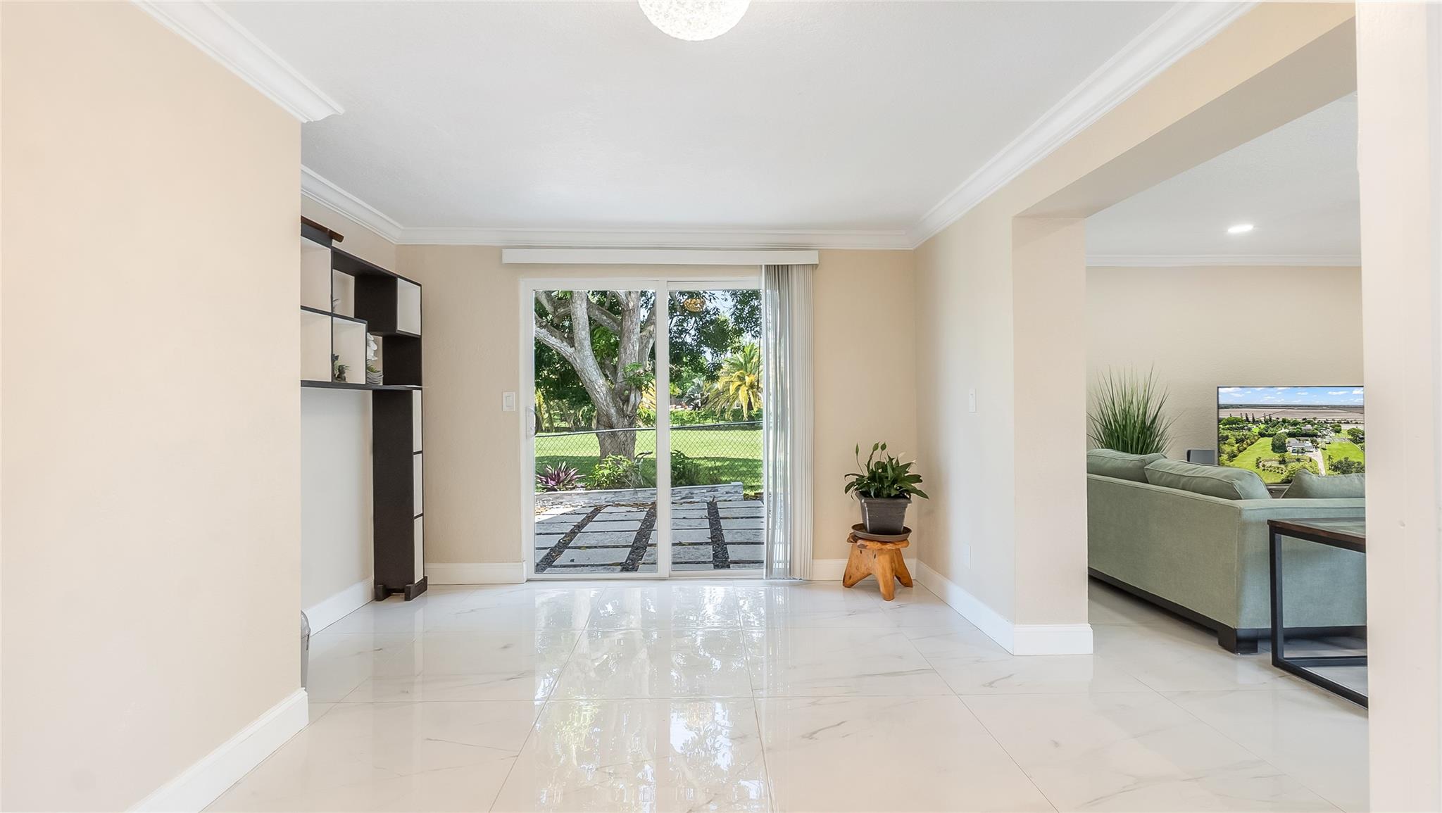 Parkland, Florida, 33067, United States, 5 Bedrooms Bedrooms, ,5 BathroomsBathrooms,Residential,Active,1944063