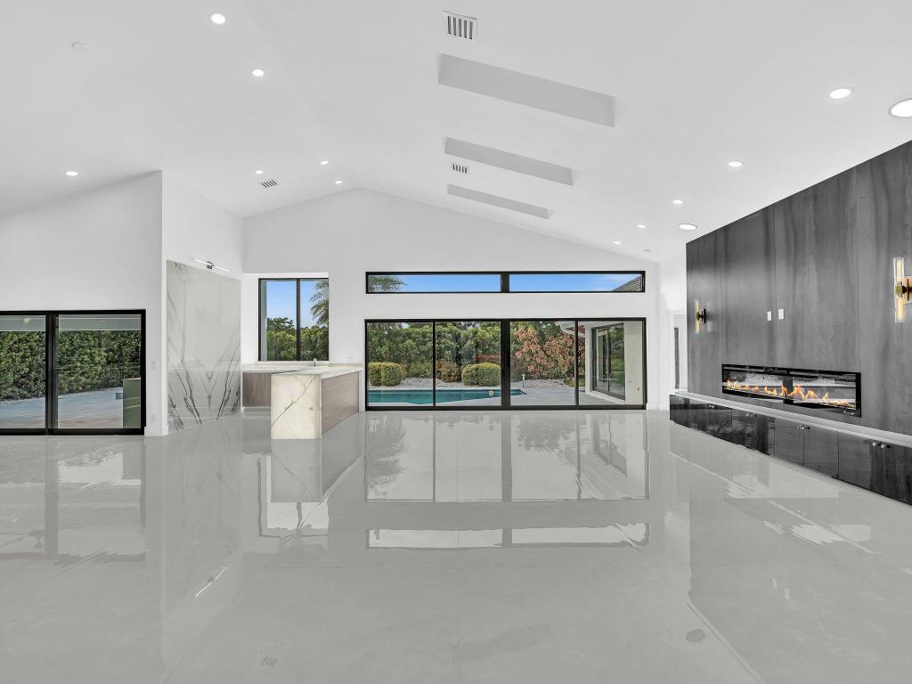 Boca Raton, Florida, 33433, United States, 5 Bedrooms Bedrooms, ,4 BathroomsBathrooms,Residential,Active,2009178