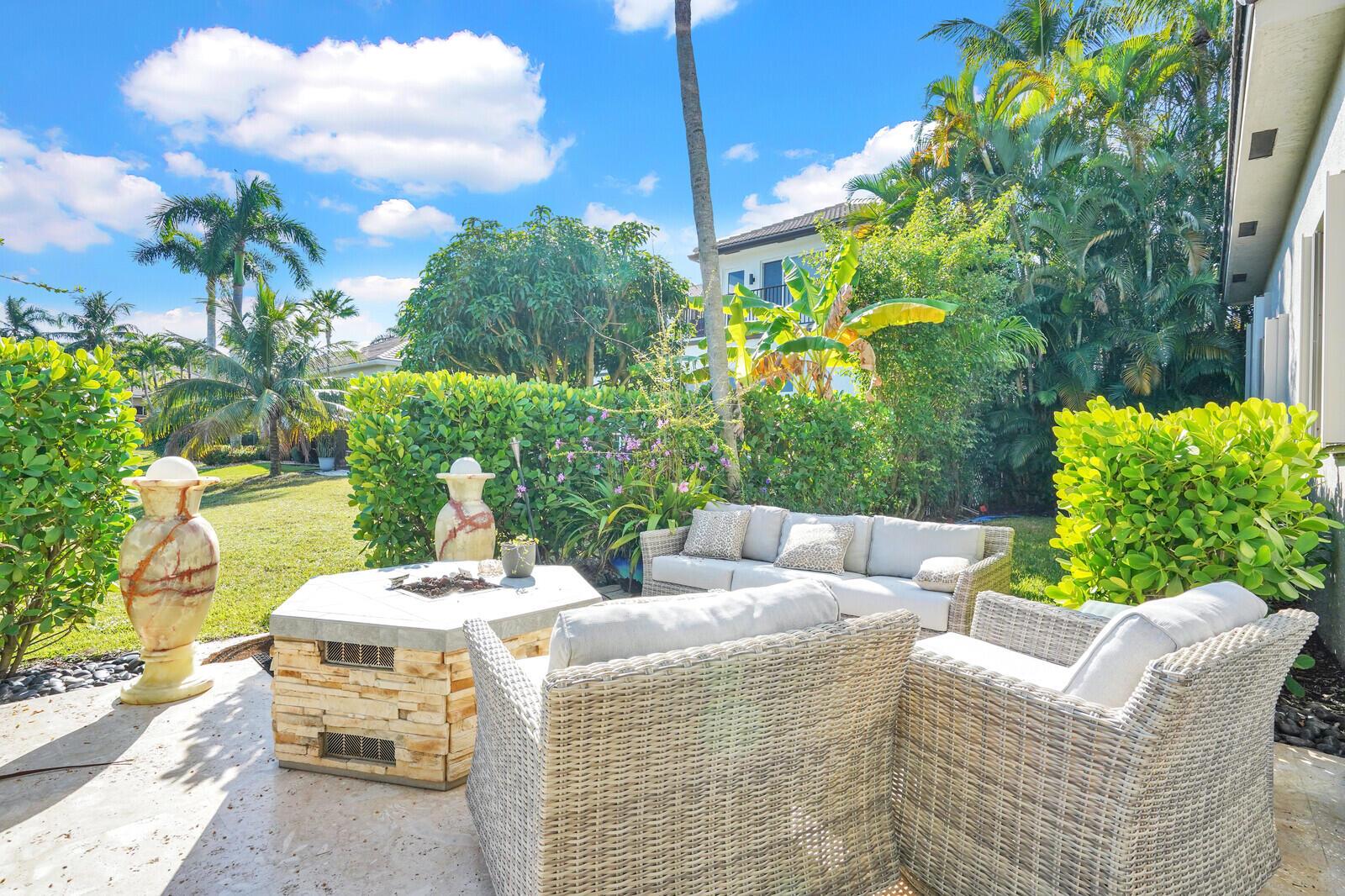 Delray Beach, Florida, 33446, United States, 5 Bedrooms Bedrooms, ,5 BathroomsBathrooms,Residential,Active,1996253