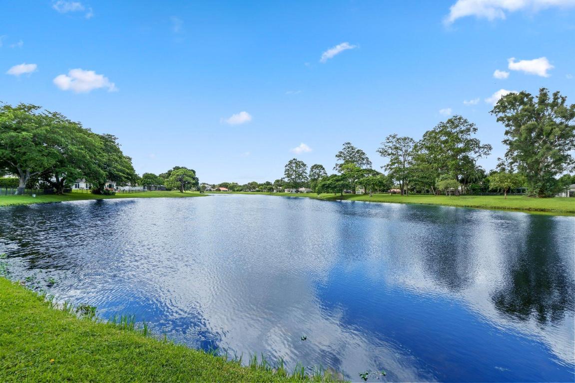 Boca Raton, Florida, 33431, United States, 4 Bedrooms Bedrooms, ,4 BathroomsBathrooms,Residential,Pending,2007935