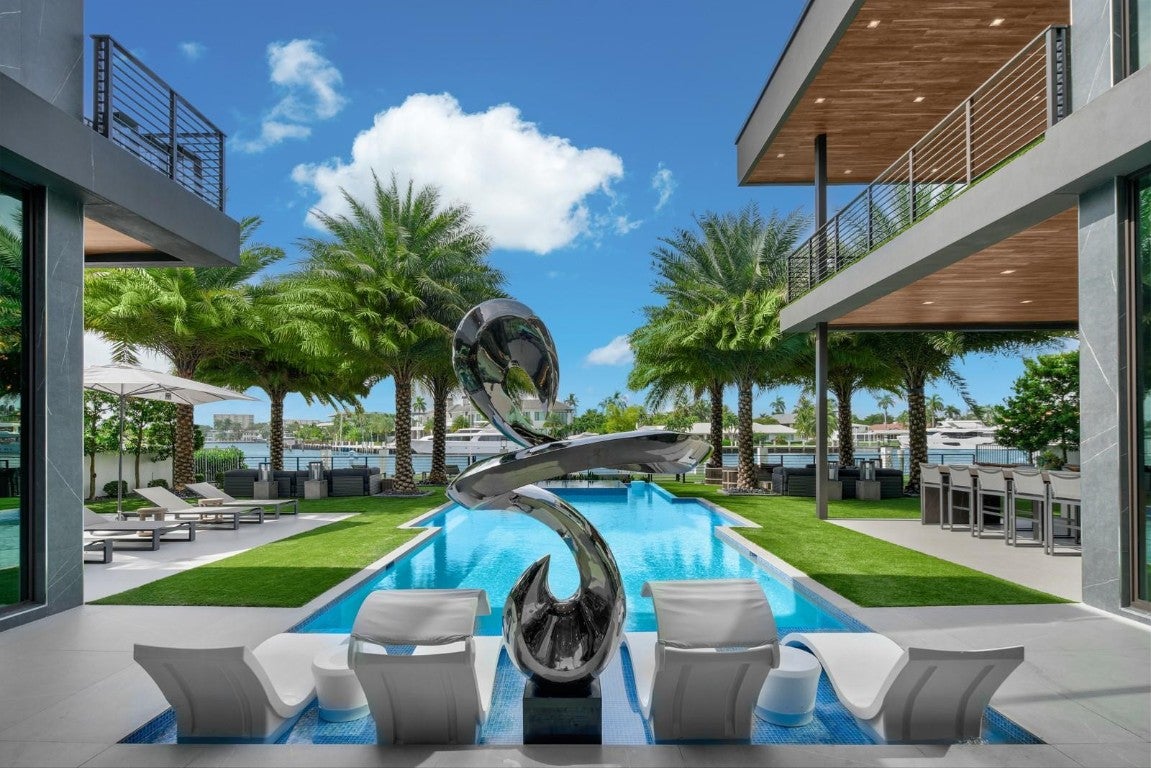 Fort Lauderdale, Florida, 33304, United States, 6 Bedrooms Bedrooms, ,9 BathroomsBathrooms,Residential,Active,2007970