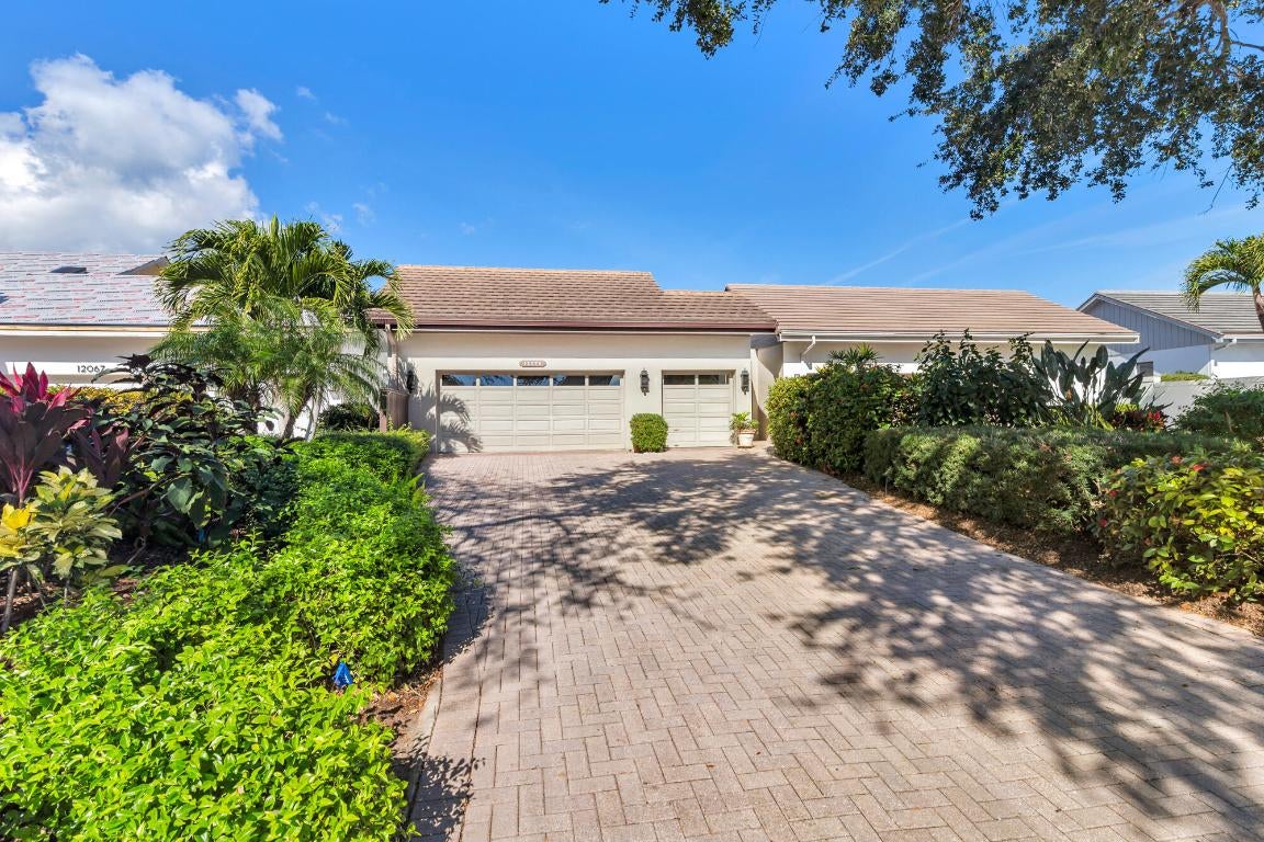 Jupiter, Florida, 33469, United States, 2 Bedrooms Bedrooms, ,3 BathroomsBathrooms,Residential,Active,2010211
