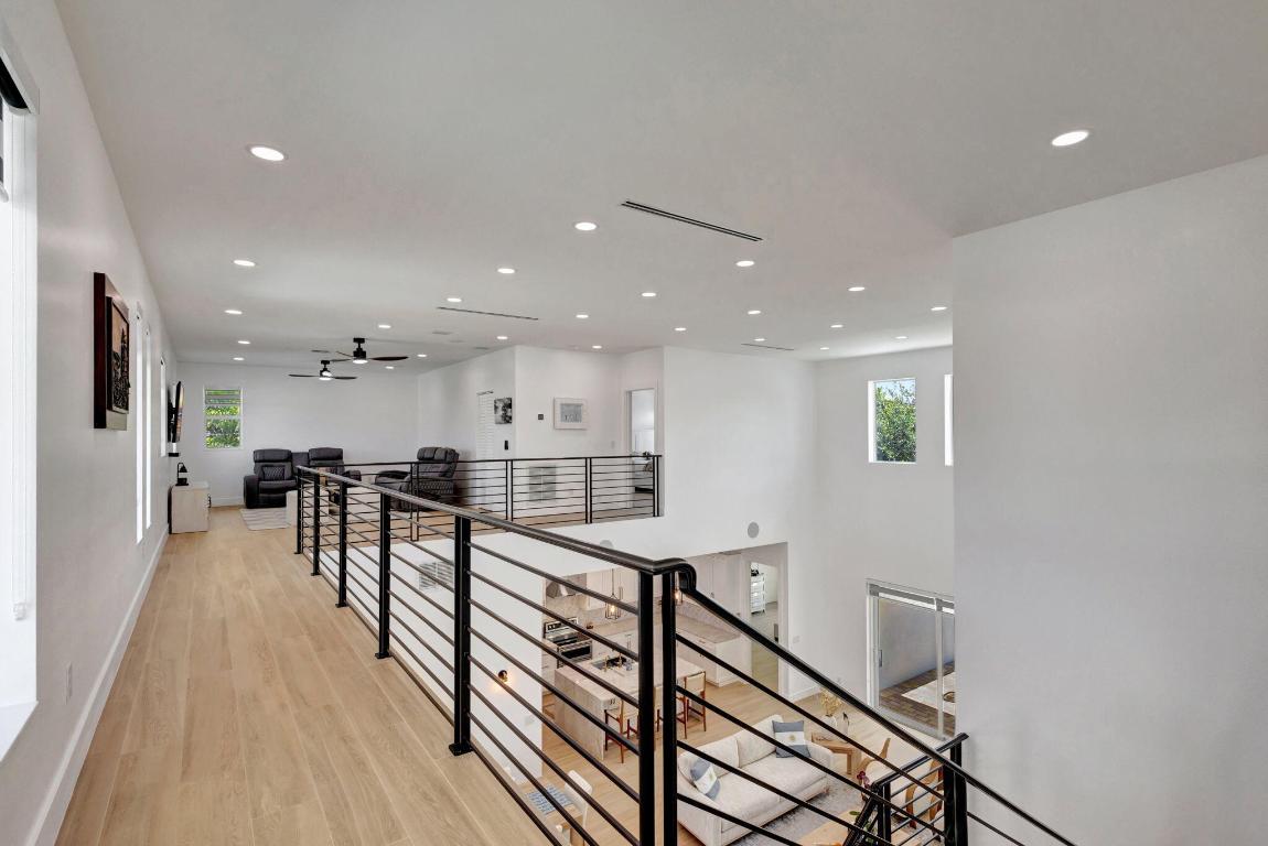 North Palm Beach, Florida, 33408, United States, 4 Bedrooms Bedrooms, ,5 BathroomsBathrooms,Residential,Active,2008316