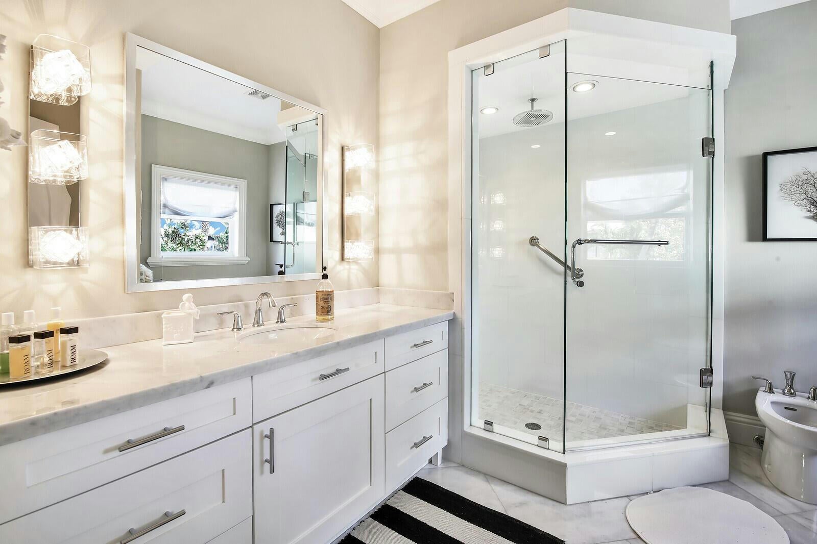 Pompano Beach, Florida, 33062, United States, ,6 BathroomsBathrooms,Residential,Active,1769399