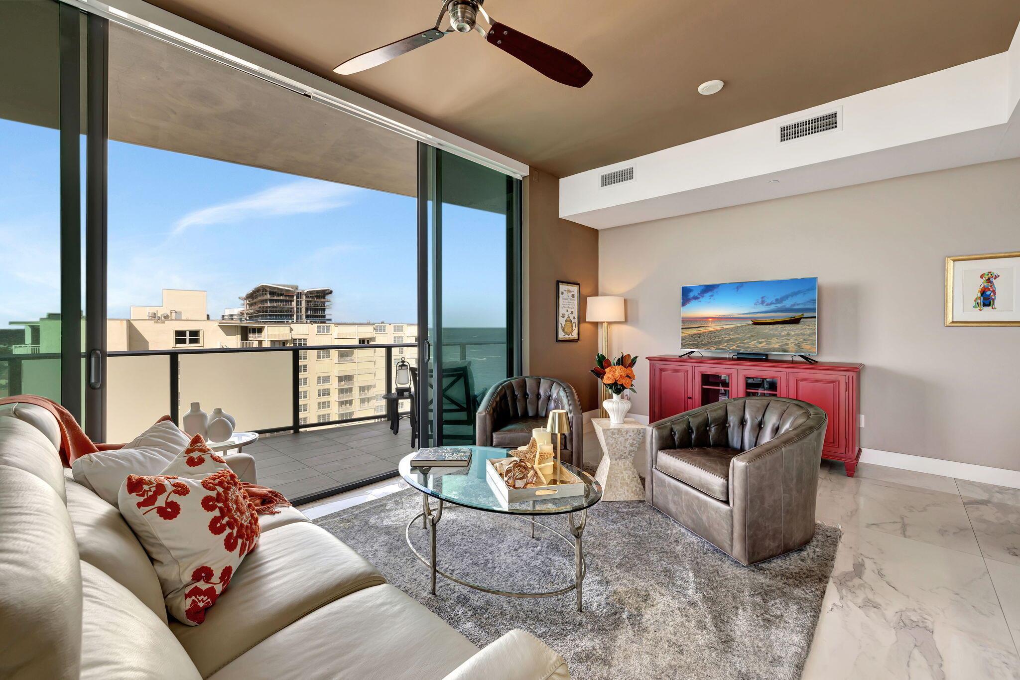 Pompano Beach, Florida, 33062, United States, 2 Bedrooms Bedrooms, ,3 BathroomsBathrooms,Residential,Pending,1959525